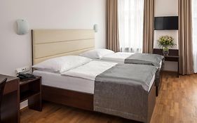 Hotel Trevi